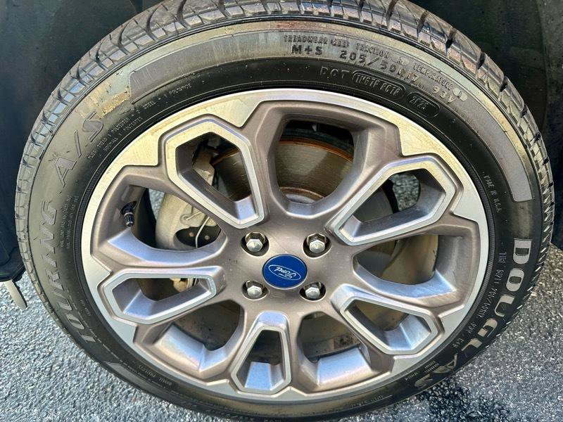Used 2022 Ford EcoSport Titanium image 29