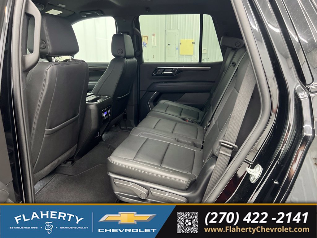 Used 2025 Chevrolet Tahoe Z71 AWD/4WD image 11