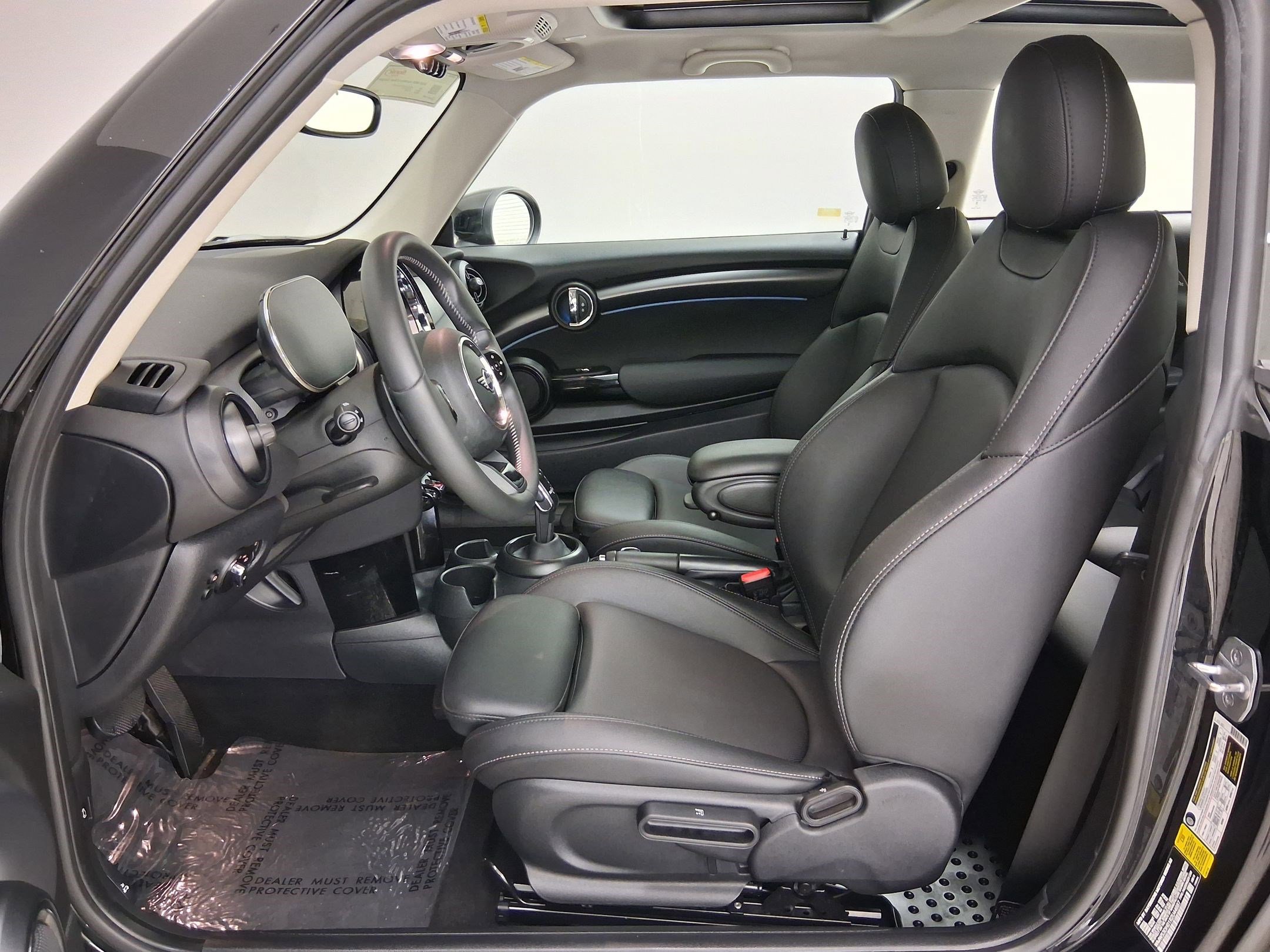 Certified 2024 MINI Cooper S image 3