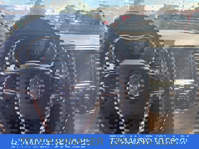 Used 2014 Jeep Grand Cherokee Overland w/ Advanced Technology Group image 16