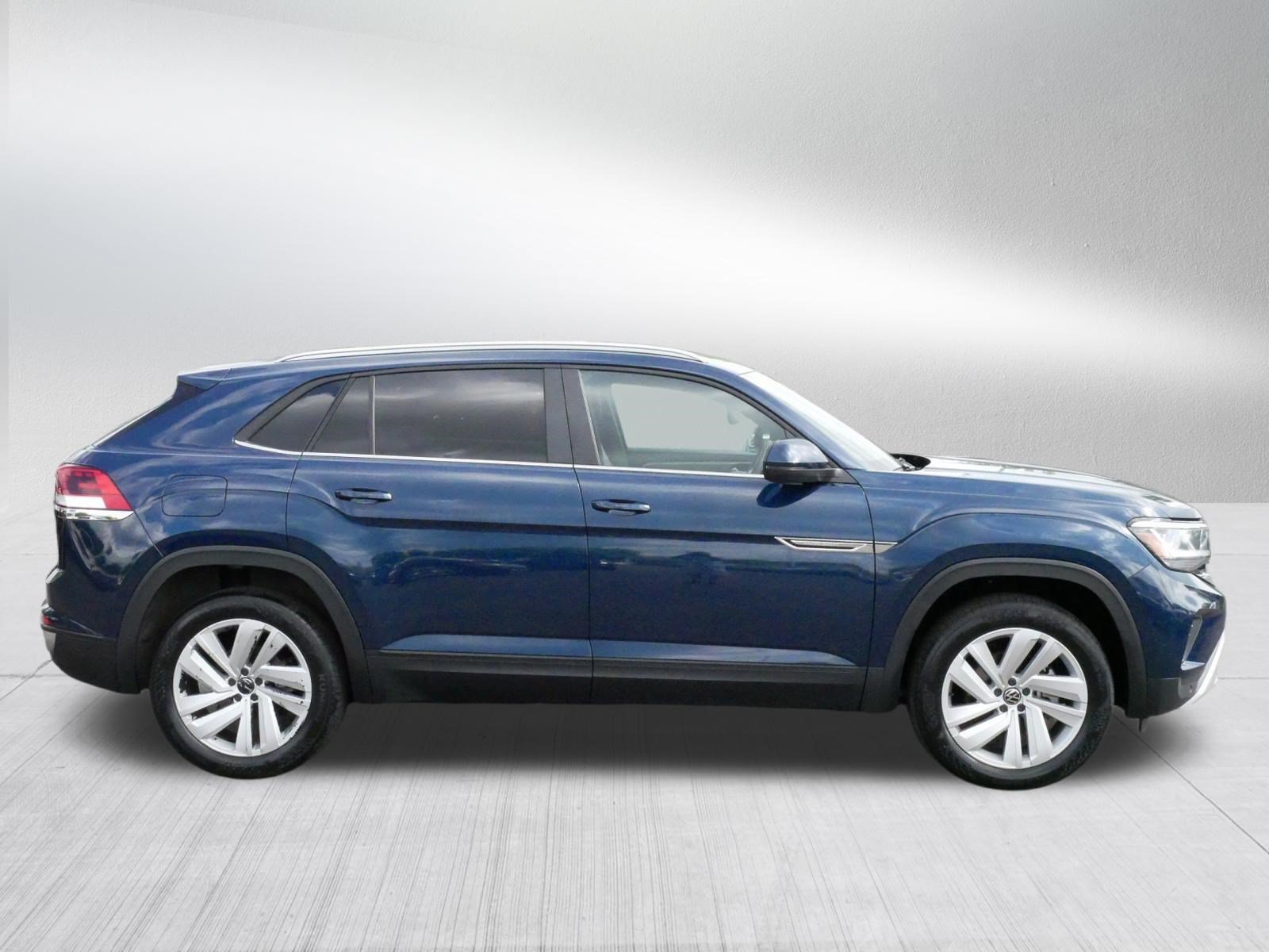 Certified 2023 Volkswagen Atlas Cross Sport SE AWD/4WD image 8