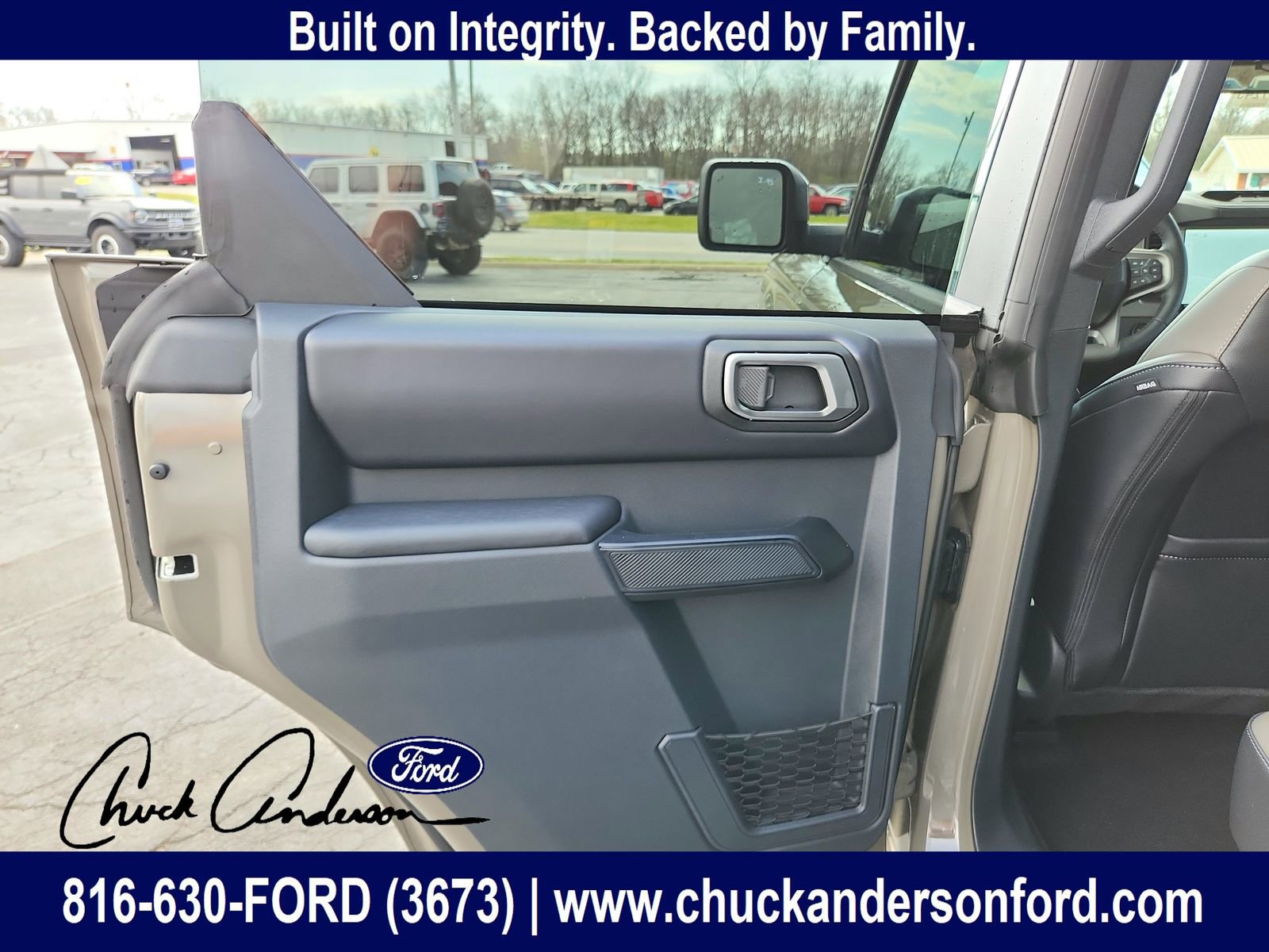 New 2026 Ford Bronco Outer Banks AWD/4WD image 25