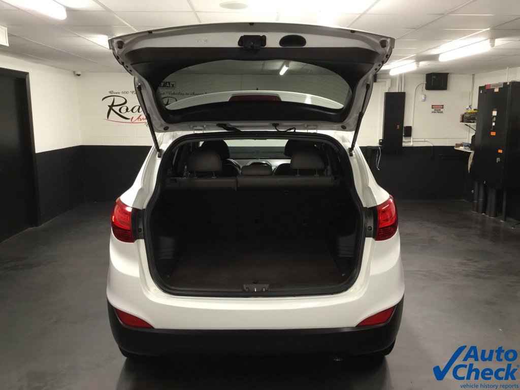 Used 2015 Hyundai Tucson SE AWD/4WD image 12