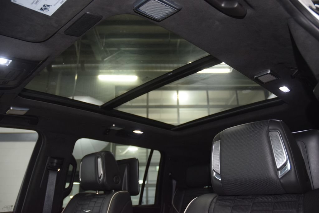 Used 2023 Cadillac Escalade ESV Sport Platinum AWD/4WD image 55