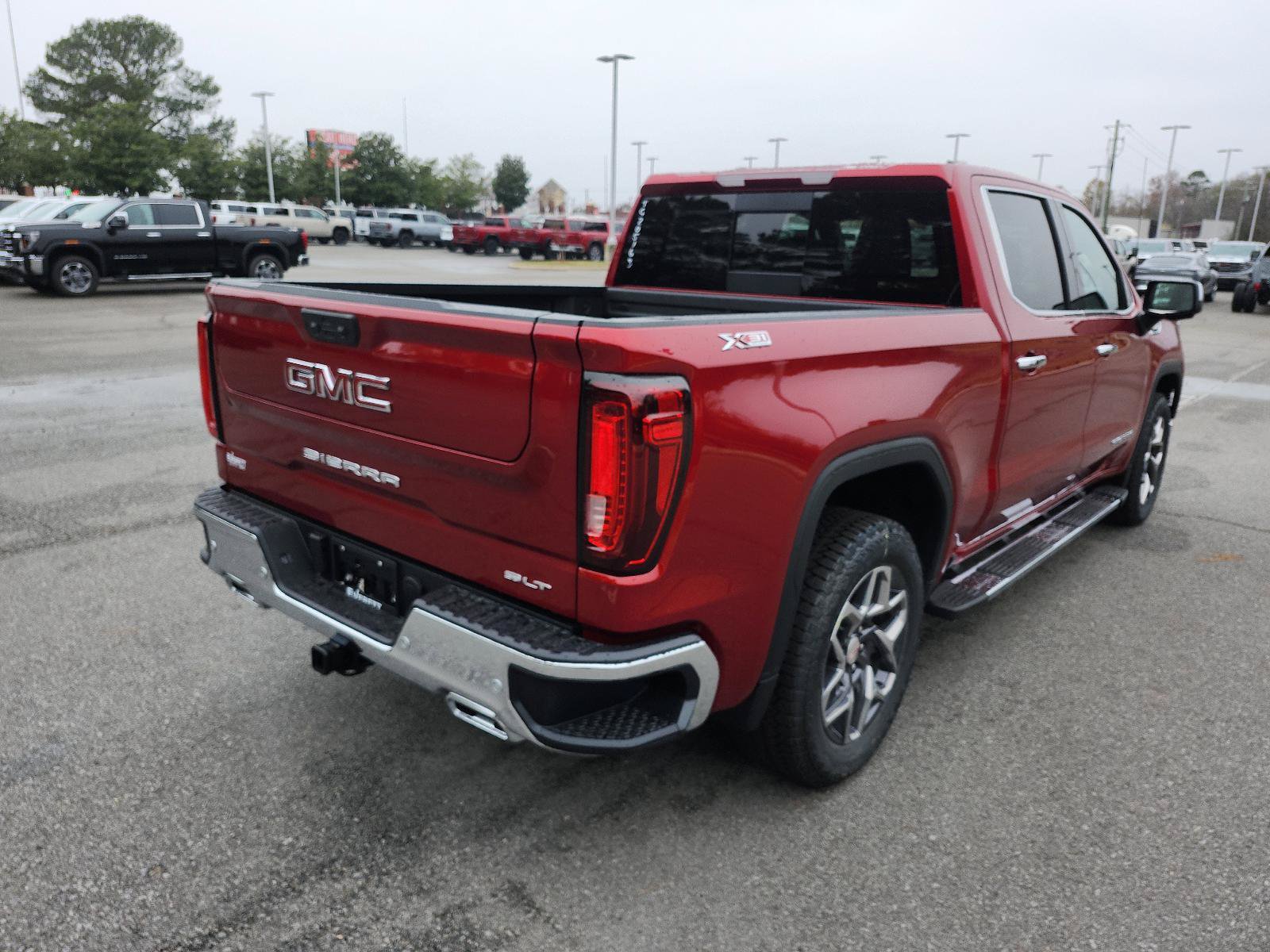 New 2026 GMC Sierra 1500 SLT w/ SLT Premium Plus Package AWD/4WD image 3