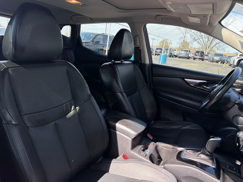 Used 2022 Nissan Rogue Sport SL w/ Premium Package FWD image 52