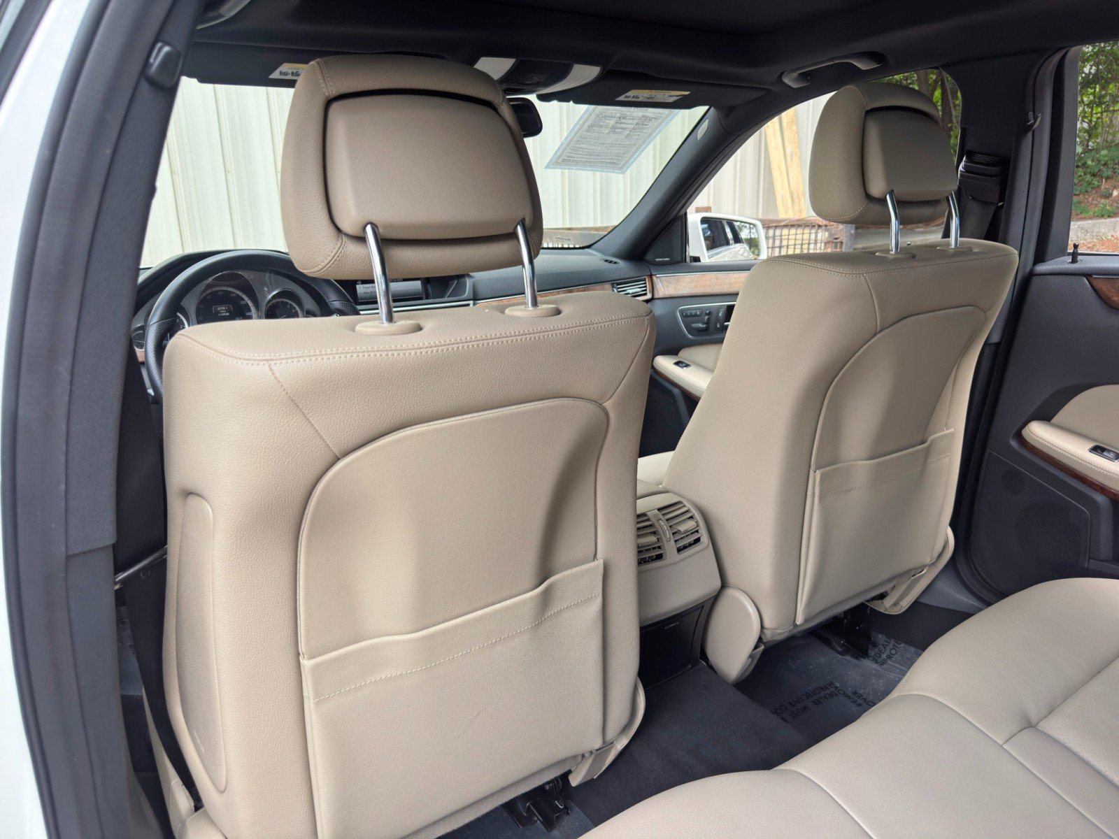 Used 2013 Mercedes-Benz E 350 Sedan image 33