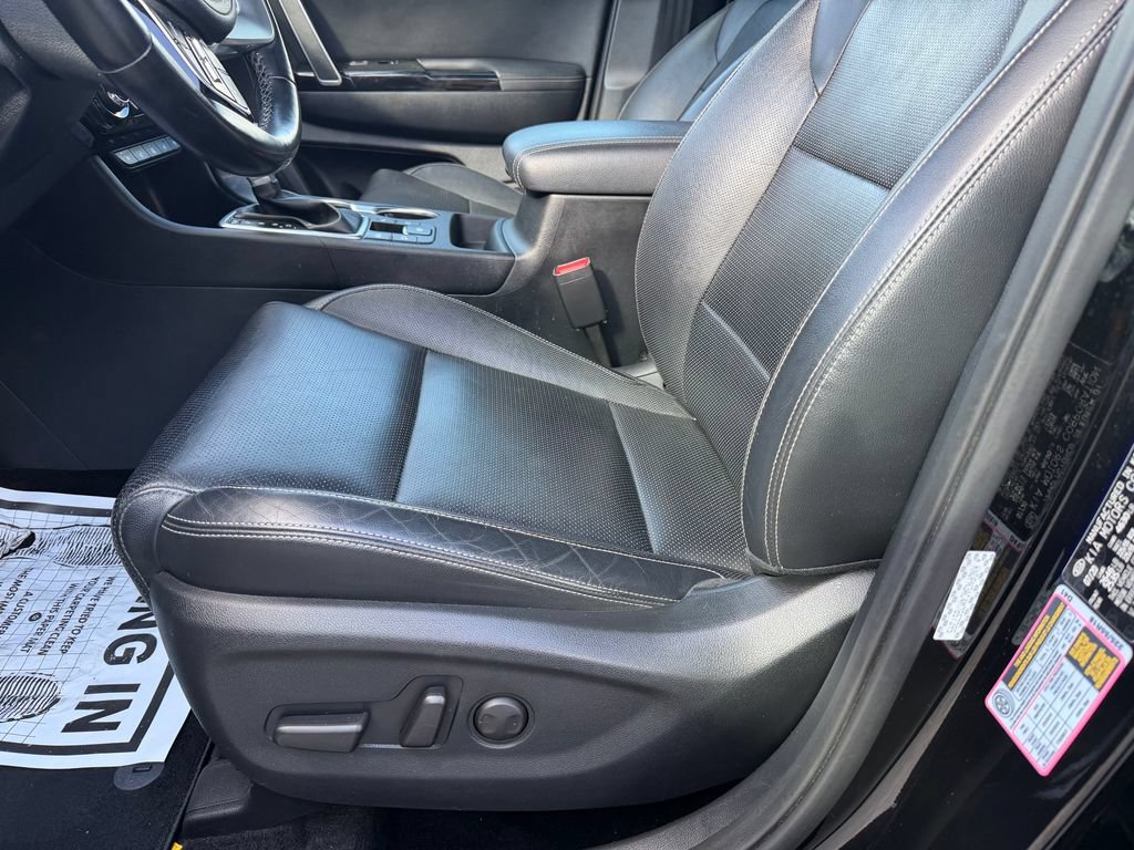 Used 2021 Kia Sportage EX w/ EX Technology Package FWD image 12