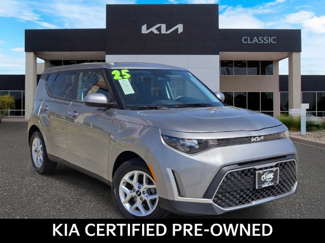Certified 2025 Kia Soul LX w/ LX Technology Package FWD image 1