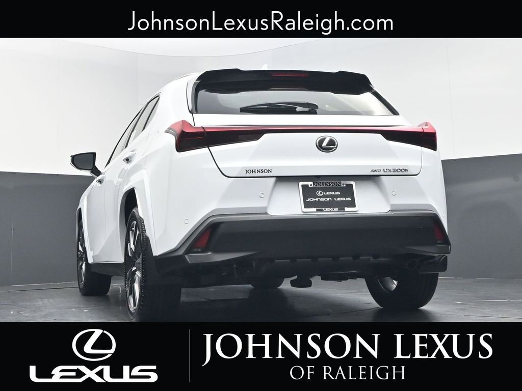 New 2026 Lexus UX 300h AWD image 19