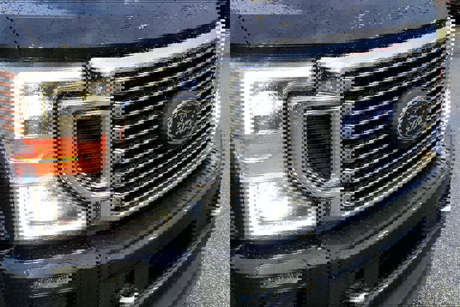 Used 2022 Ford F450 Platinum w/ FX4 Off-Road Package image 28