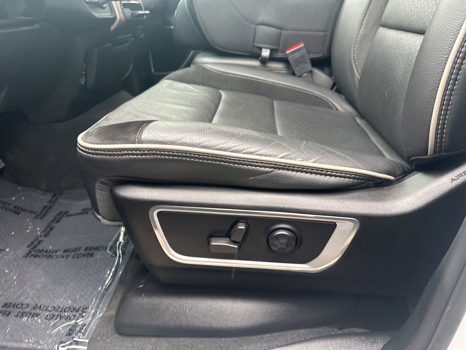 Used 2021 RAM 1500 Laramie image 13