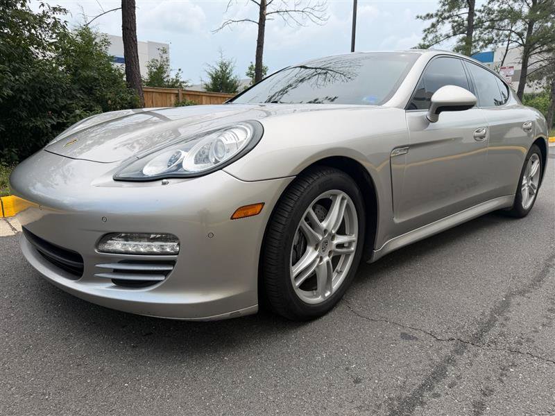 Used 2011 Porsche Panamera image 3