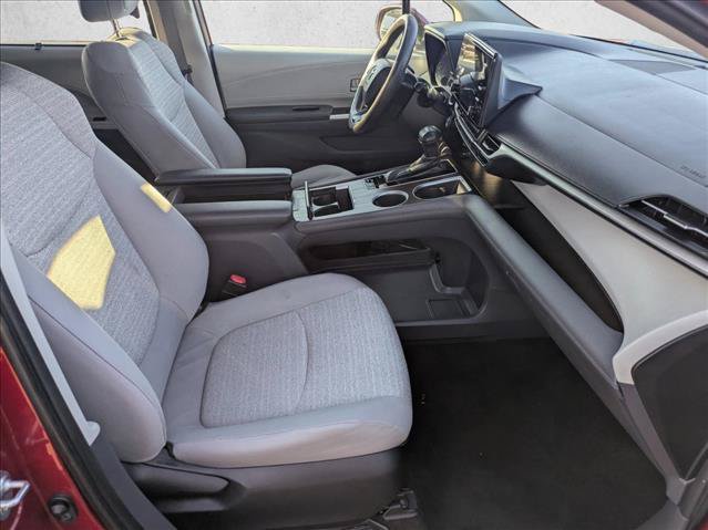 Used 2022 Toyota Sienna LE FWD image 21