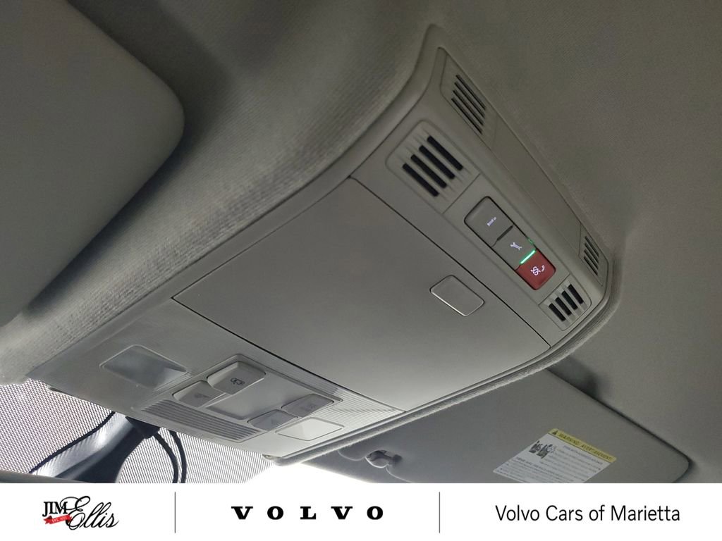 Used 2020 Volkswagen Tiguan SE FWD image 34