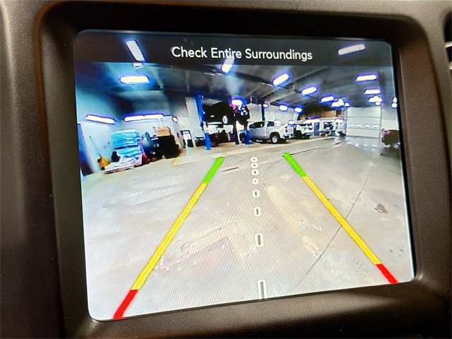 Used 2018 Jeep Cherokee Trailhawk w/ Cold Weather Group image 15