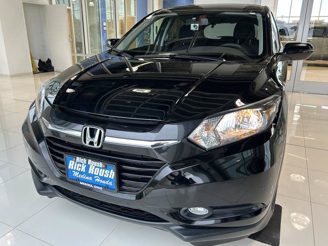 Used 2017 Honda HR-V EX image 3