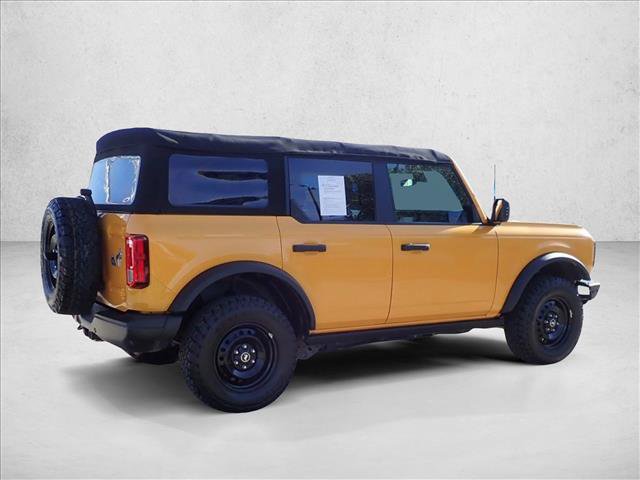 Used 2022 Ford Bronco Black Diamond image 4