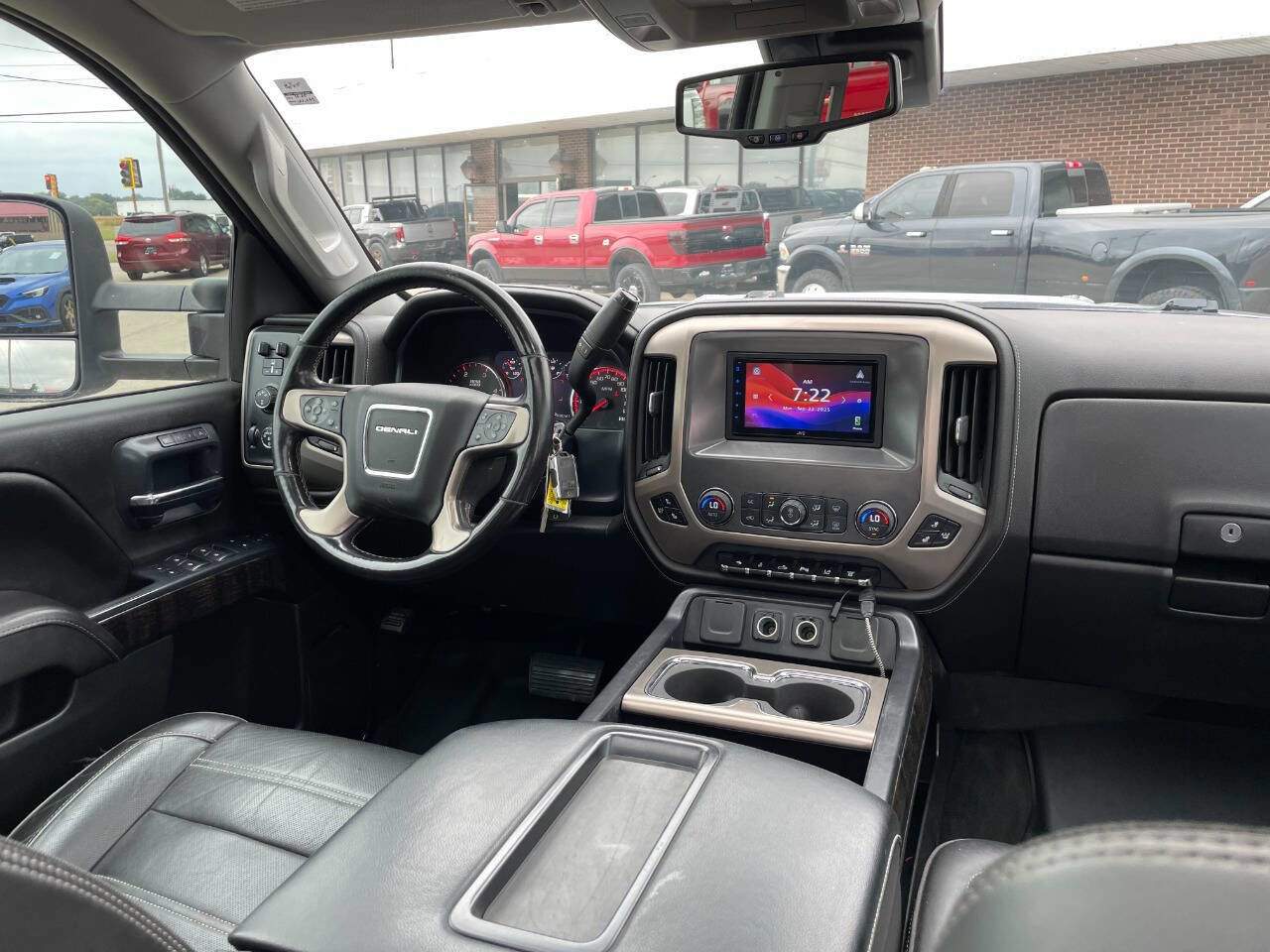 Used 2015 GMC Sierra 3500 Denali w/ Duramax Plus Package image 29