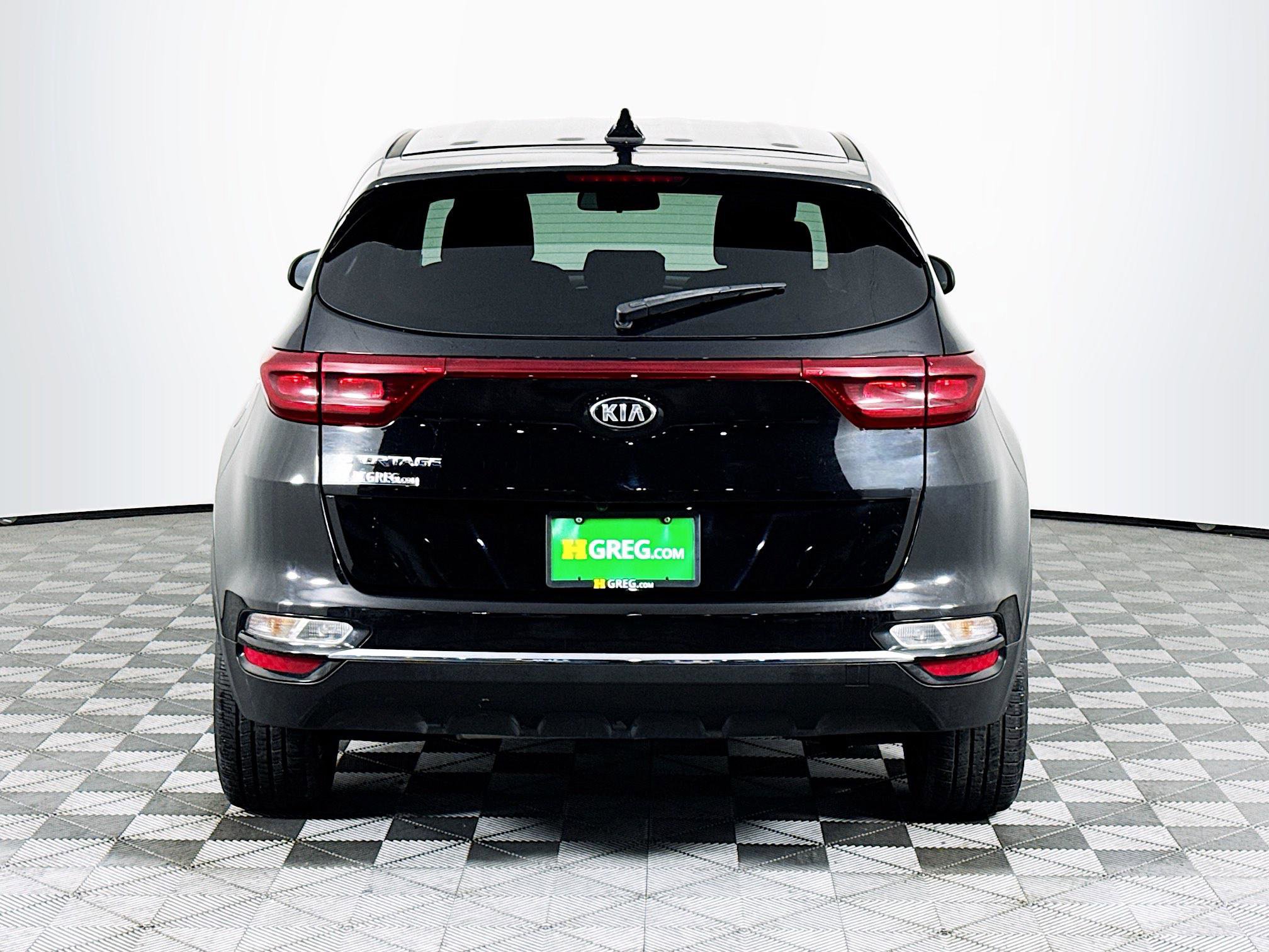 Used 2022 Kia Sportage LX image 8