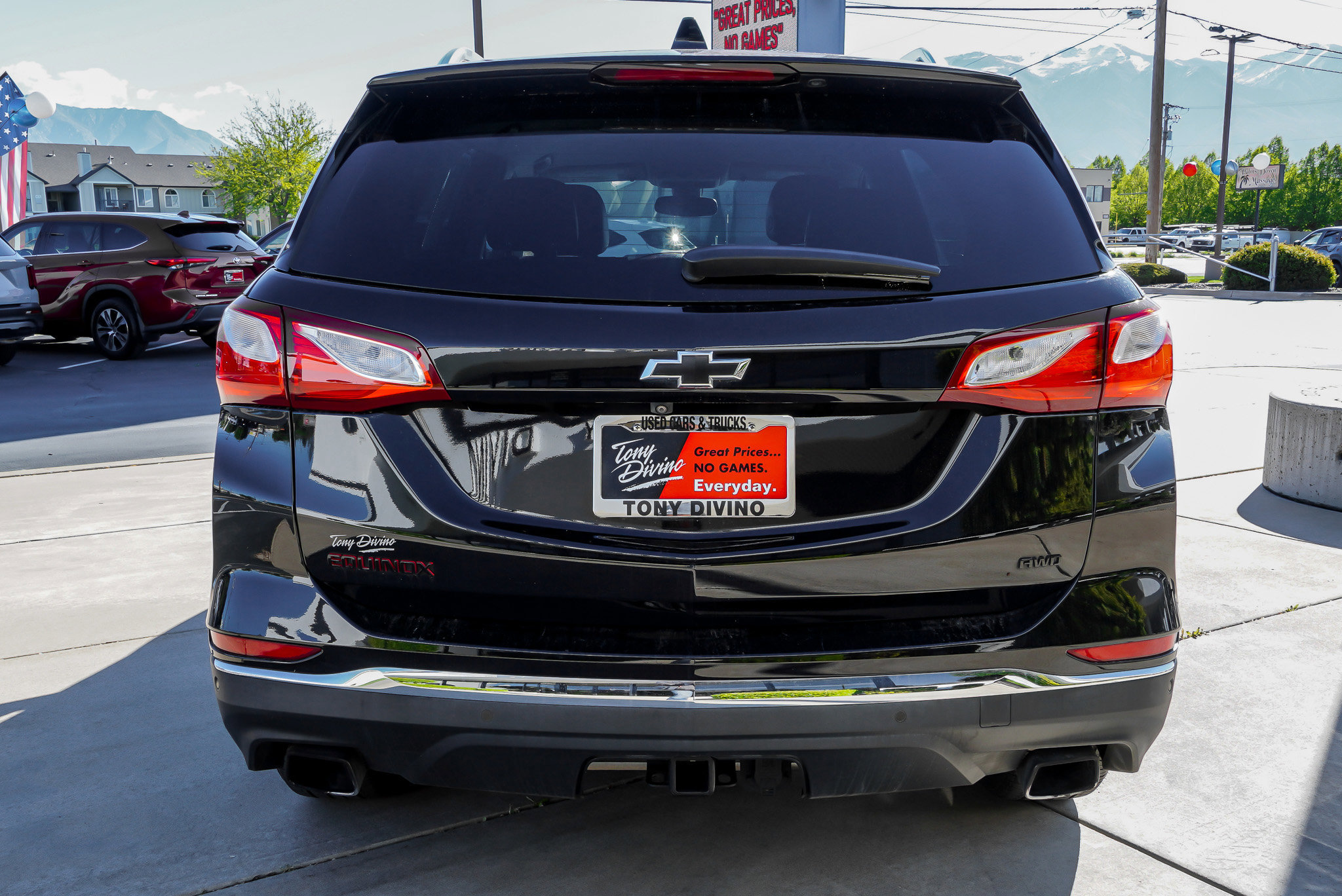 Used 2020 Chevrolet Equinox Premier w/ Premier Redline Edition image 7