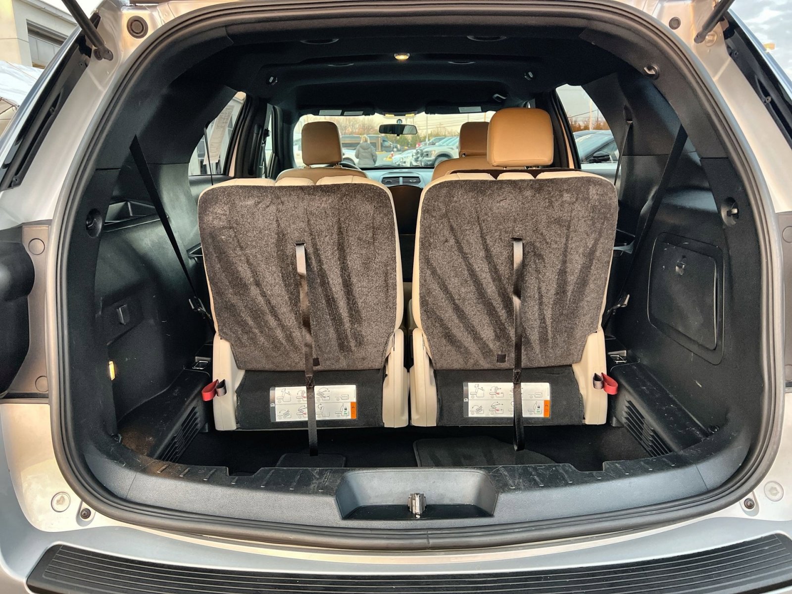 Certified 2019 Ford Explorer 4WD w/ Class III Trailer Tow Package image 25