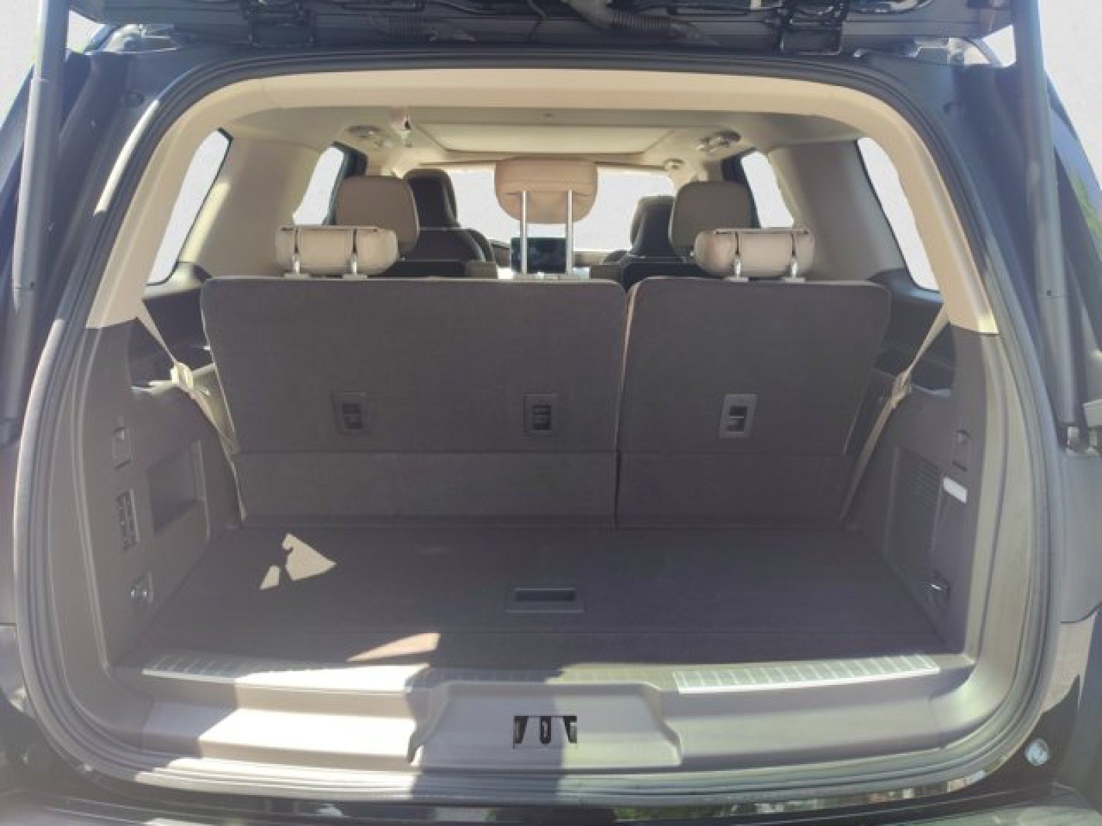 Used 2023 Lincoln Navigator Reserve AWD/4WD image 20