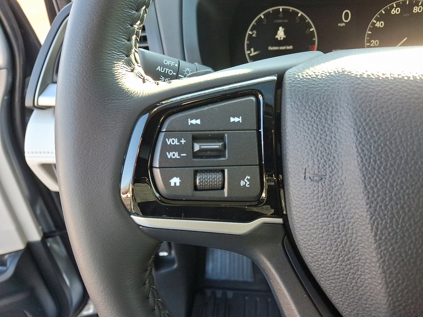 Used 2025 Honda Odyssey EX-L image 21