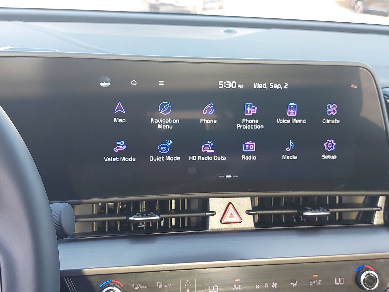 Used 2025 Kia Sportage EX w/ Premium Package FWD image 21