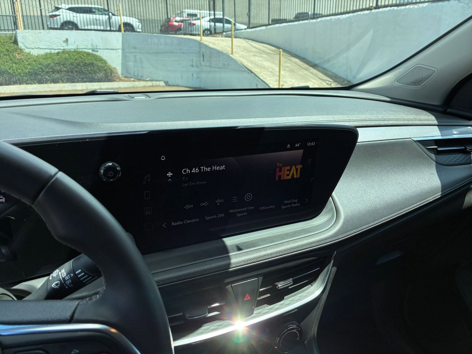 Used 2025 Buick Encore GX Preferred image 20