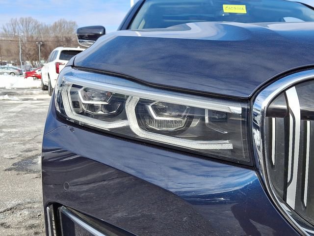 Used 2020 BMW 745e xDrive image 9