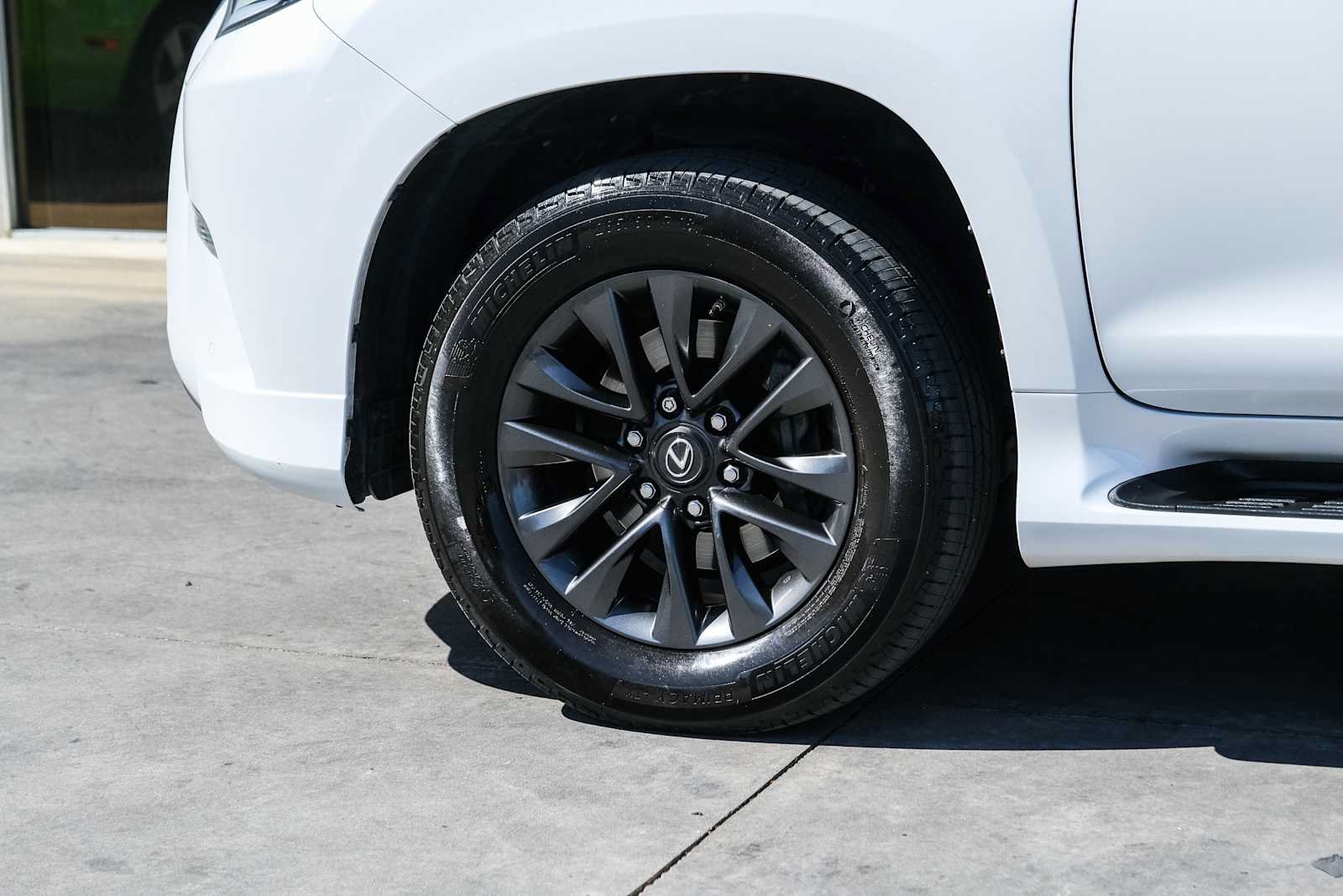 Used 2021 Lexus GX 460 Premium w/ Premium Package AWD/4WD image 18