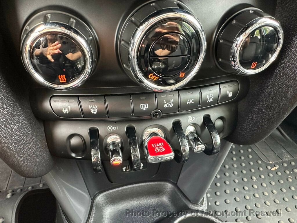 Used 2015 MINI Cooper 4-Door Hardtop FWD image 16
