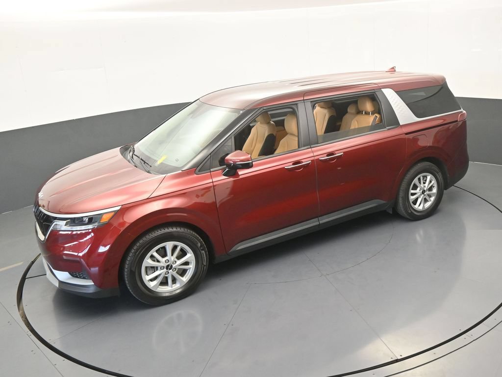 Used 2024 Kia Carnival LX FWD image 43