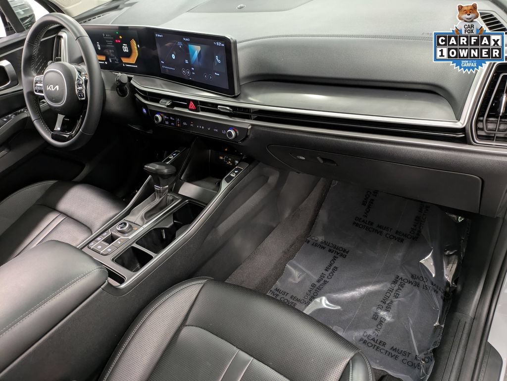 Certified 2024 Kia Sorento S w/ Panoramic Sunroof Package AWD/4WD image 30