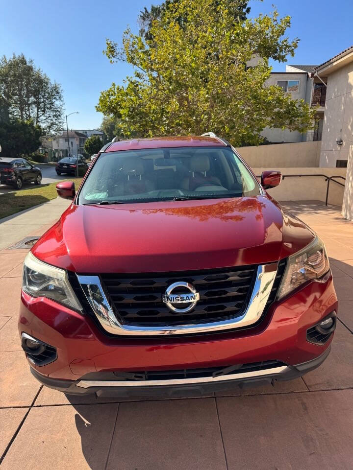 Used 2017 Nissan Pathfinder SV FWD image 4