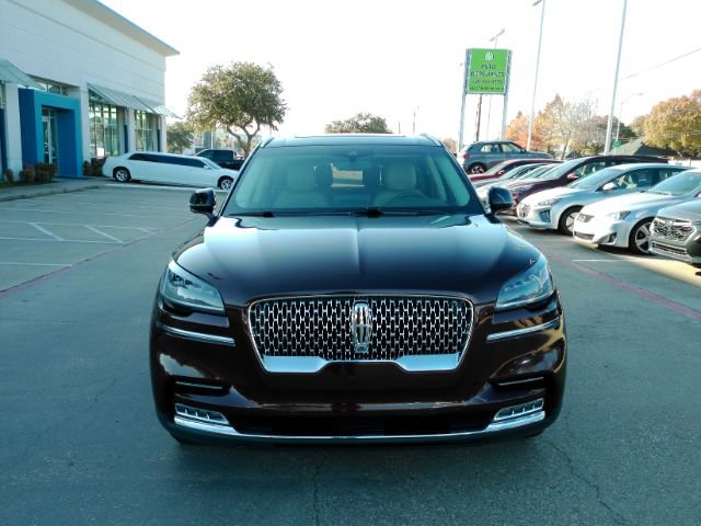 Used 2020 Lincoln Aviator Reserve w/ Equipment Group 201A image 2