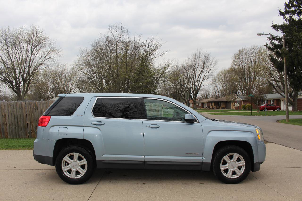 Used 2015 GMC Terrain SLE image 10