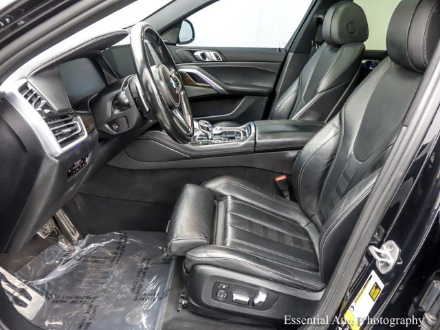 Used 2021 BMW X6 xDrive40i w/ Executive Package image 11