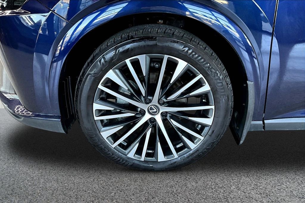 Used 2024 Lexus RX 350 AWD image 35
