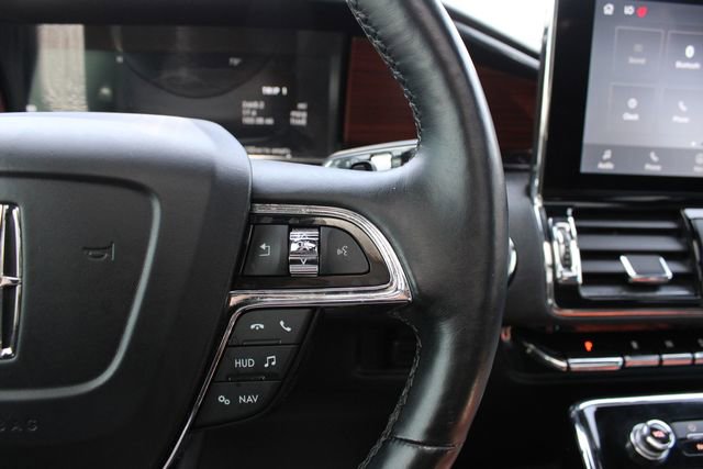 Used 2020 Lincoln Navigator Reserve w/ Luxury Package AWD/4WD image 13