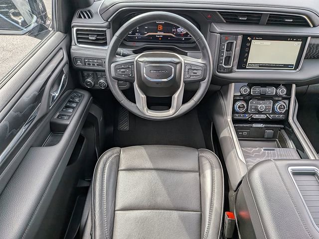 Used 2024 GMC Yukon XL Denali AWD/4WD image 17