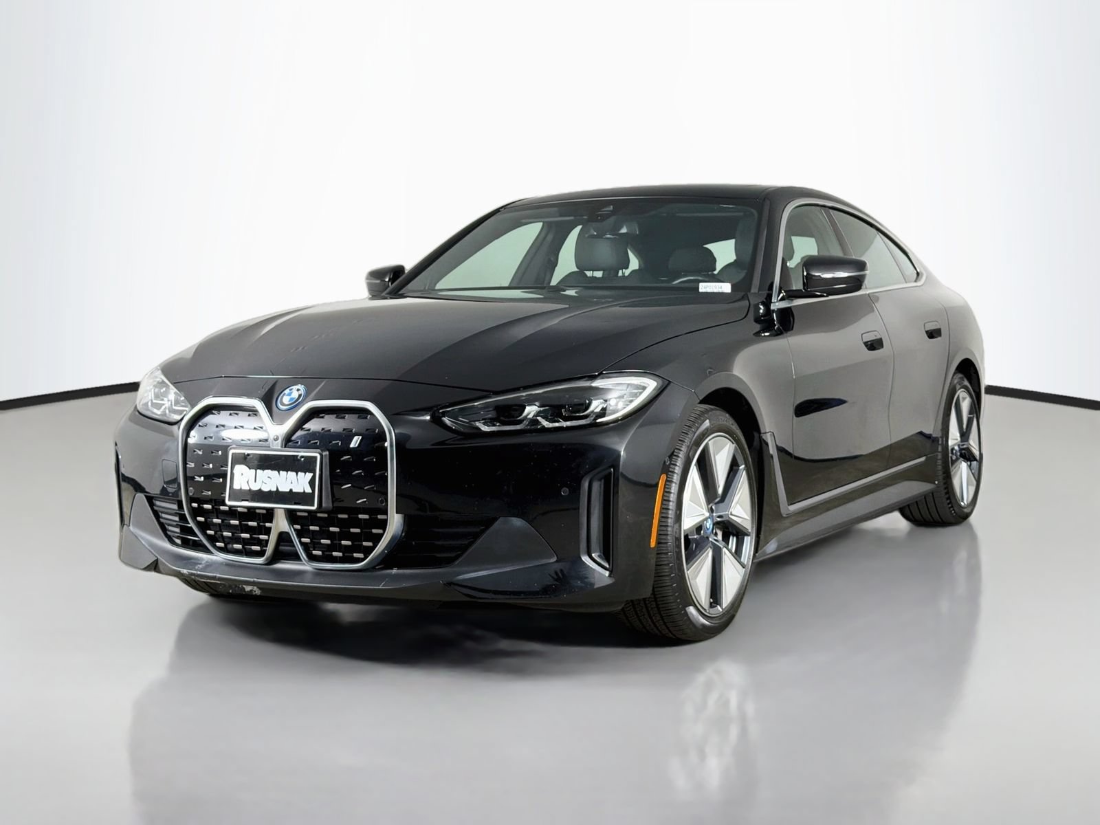 Used 2023 BMW i4 eDrive40 w/ Premium Package RWD image 3