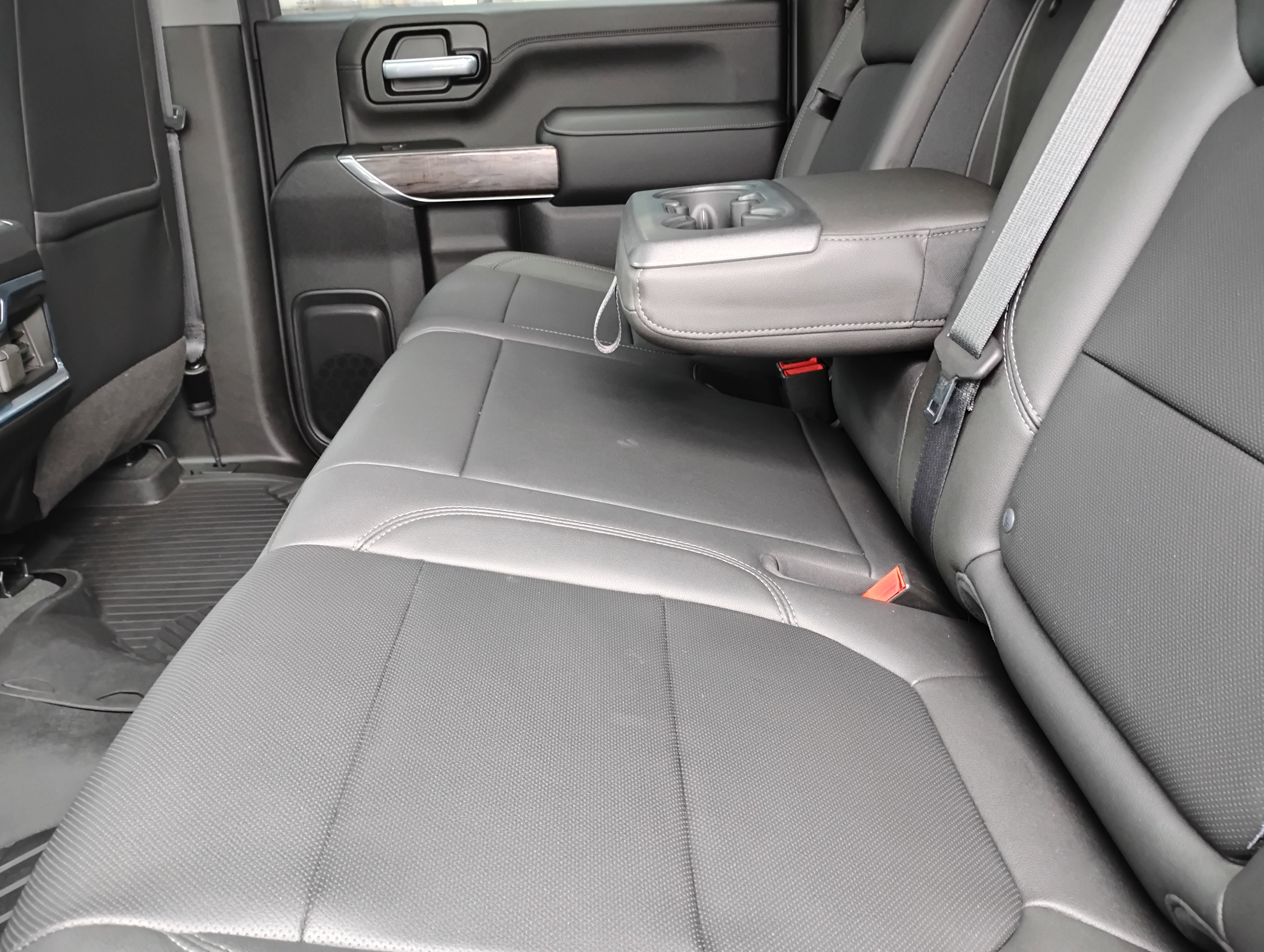 Used 2021 Chevrolet Silverado 3500 LTZ w/ LTZ Plus Package image 18