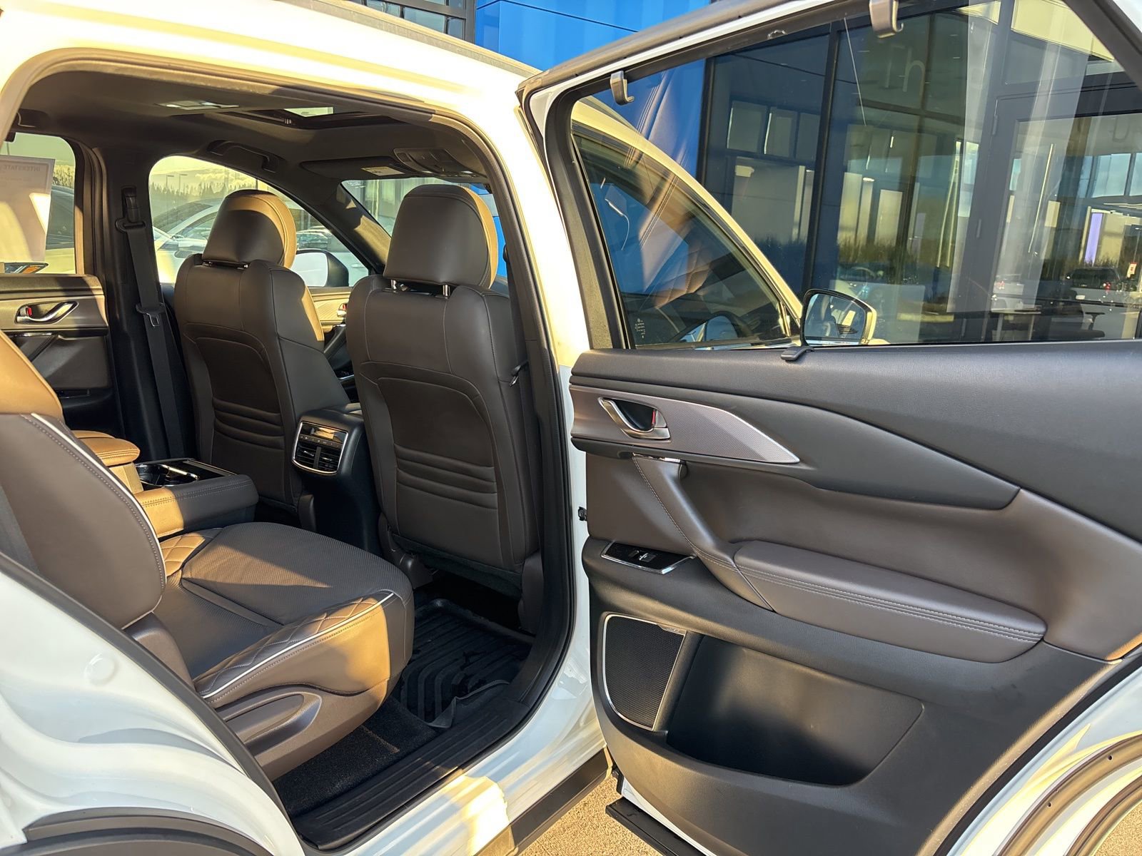 Used 2021 MAZDA CX-9 Signature image 14