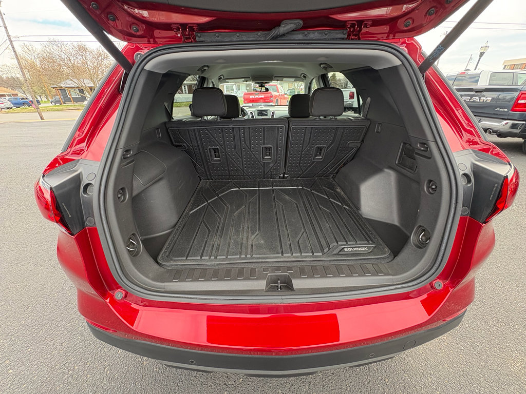 Used 2024 Chevrolet Equinox LT w/ LPO, Floor Liner Package image 26
