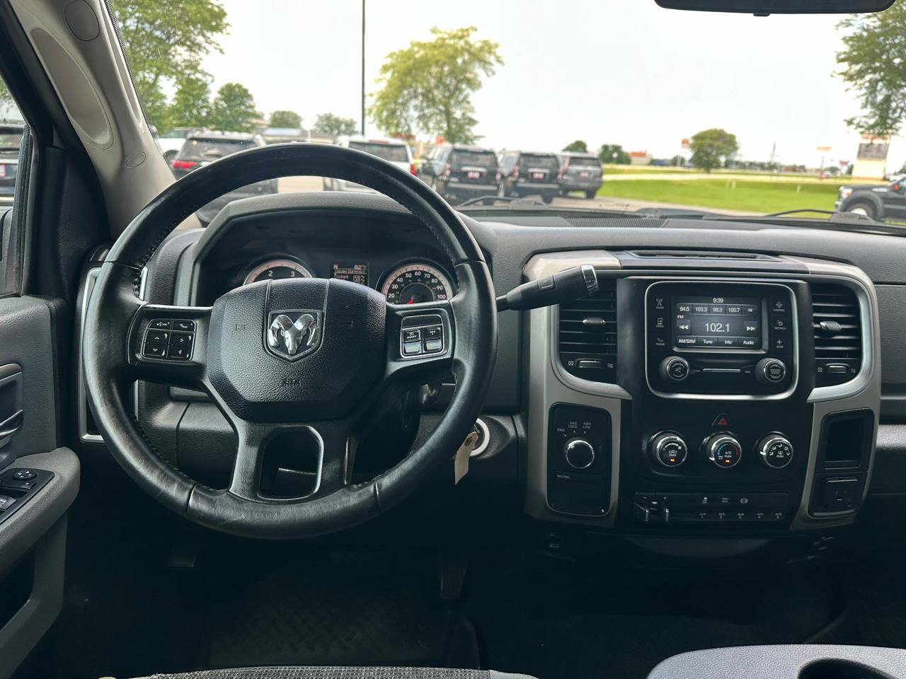 Used 2017 RAM 3500 Big Horn AWD/4WD image 3