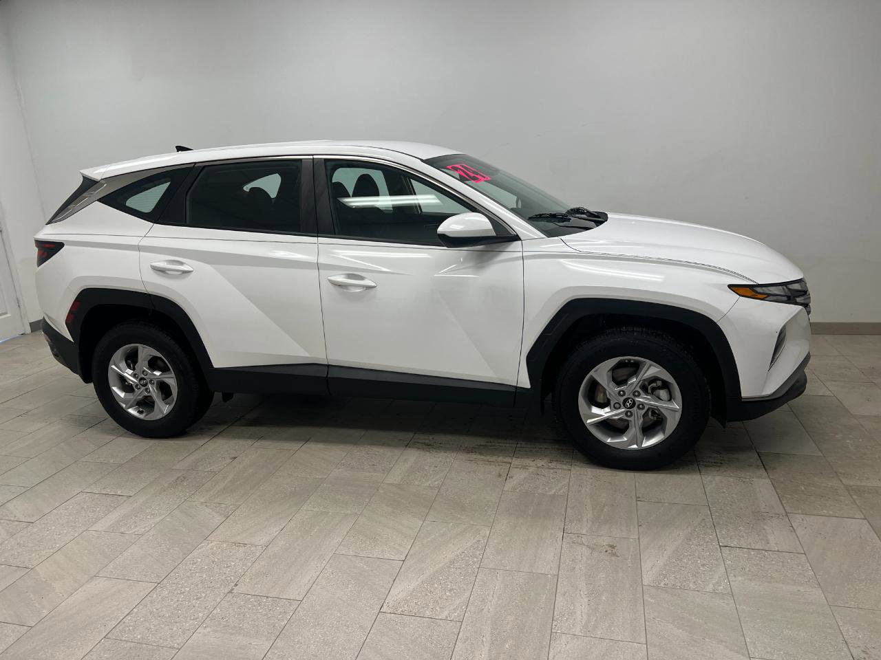 Used 2024 Hyundai Tucson SE image 7