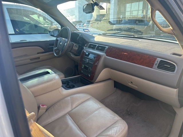 Used 2009 Chevrolet Tahoe LT w/ Luxury Package image 5
