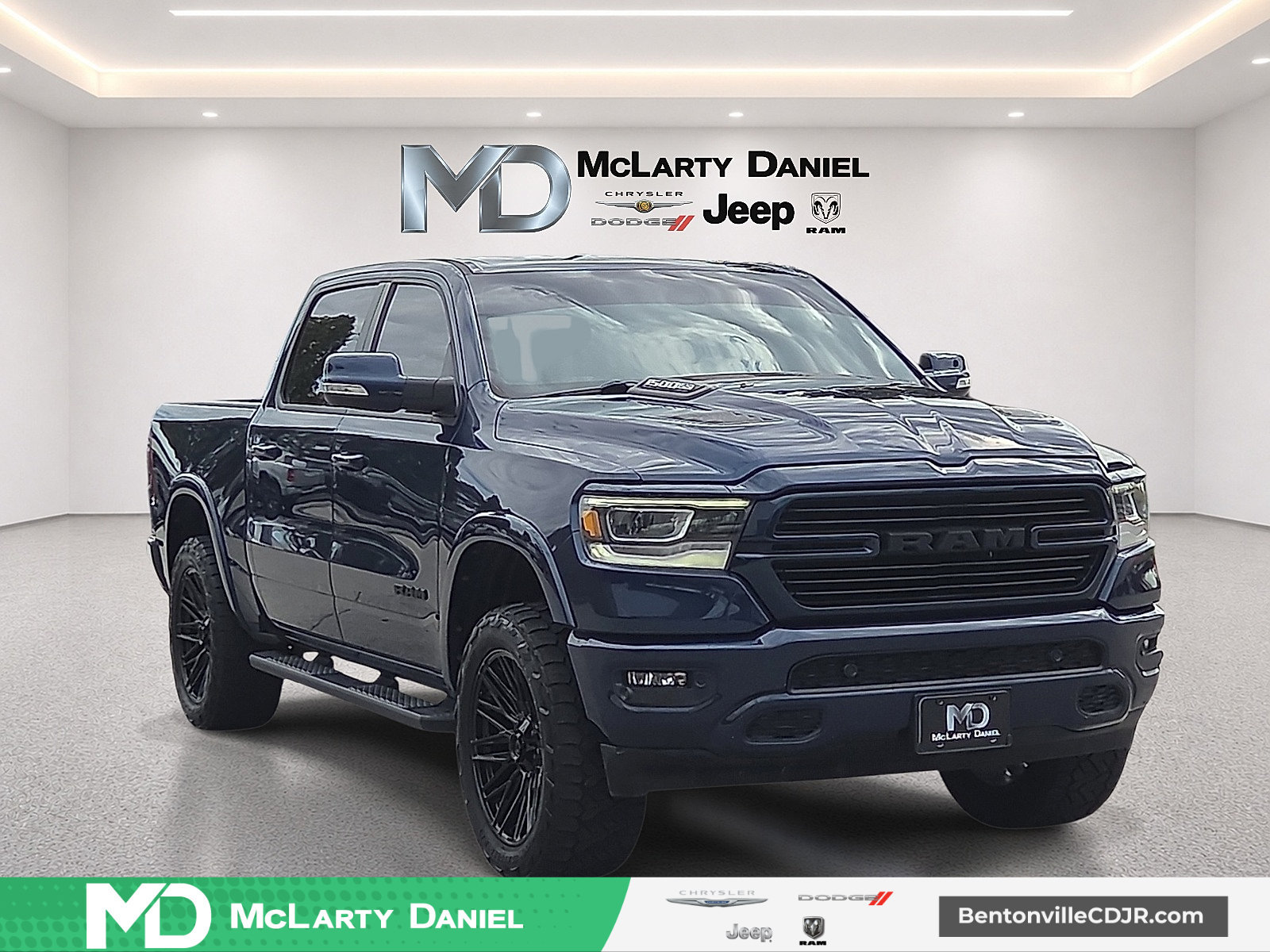 Used 2020 RAM 1500 Laramie AWD/4WD image 1